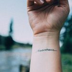 tatouage poignet signification